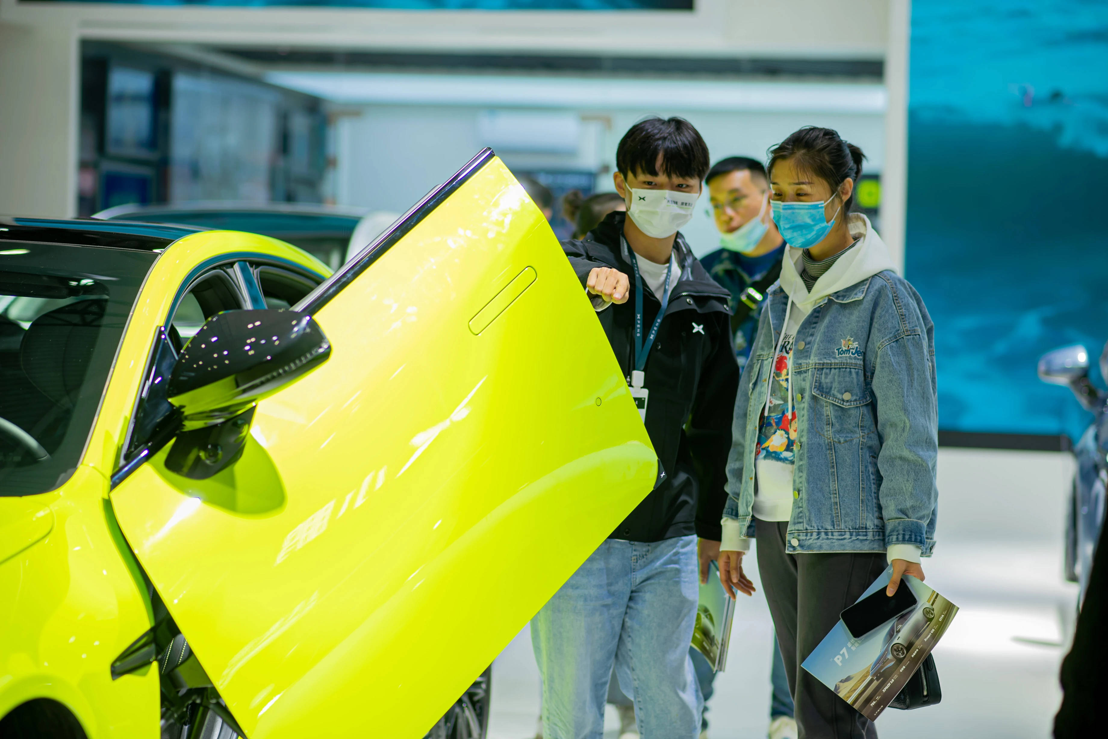 赛地聚焦——足总杯窗口期热度飙升，托特纳姆完成体检，质疑声仍在，团队化学反应显著(阿斯塔纳公开赛)